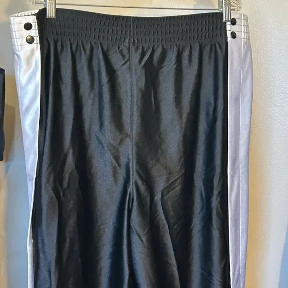 Men’s Adidas X-Large Pull Away WarmUp Pants - Picture 5 of 8